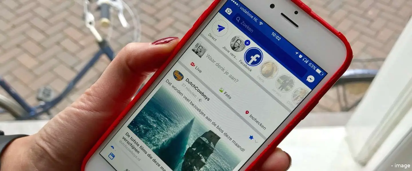 facebook 2 miljard