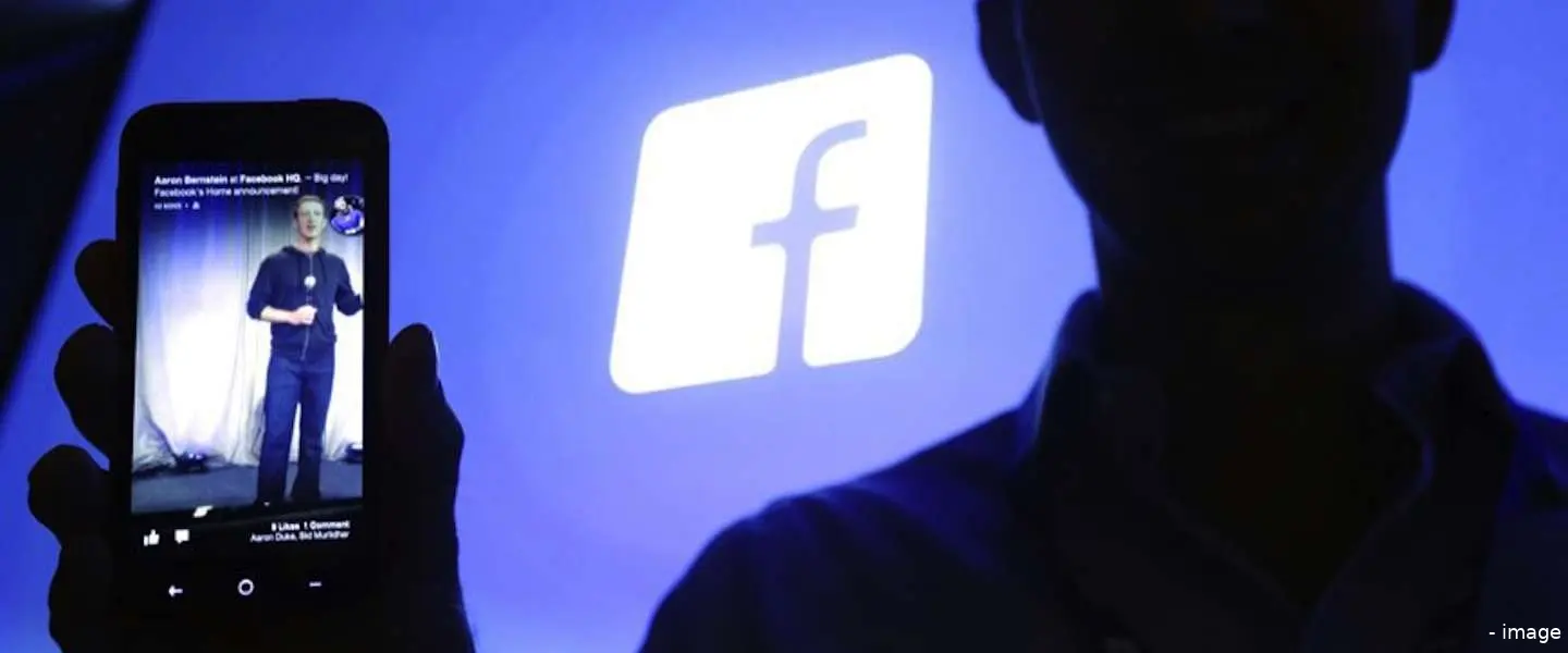 facebook htc first