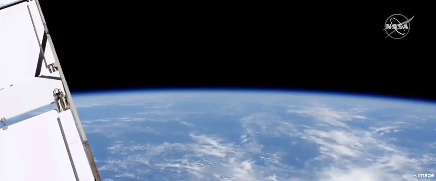 falcon 9 dragon