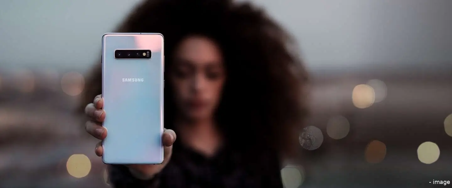 galaxy s10 header