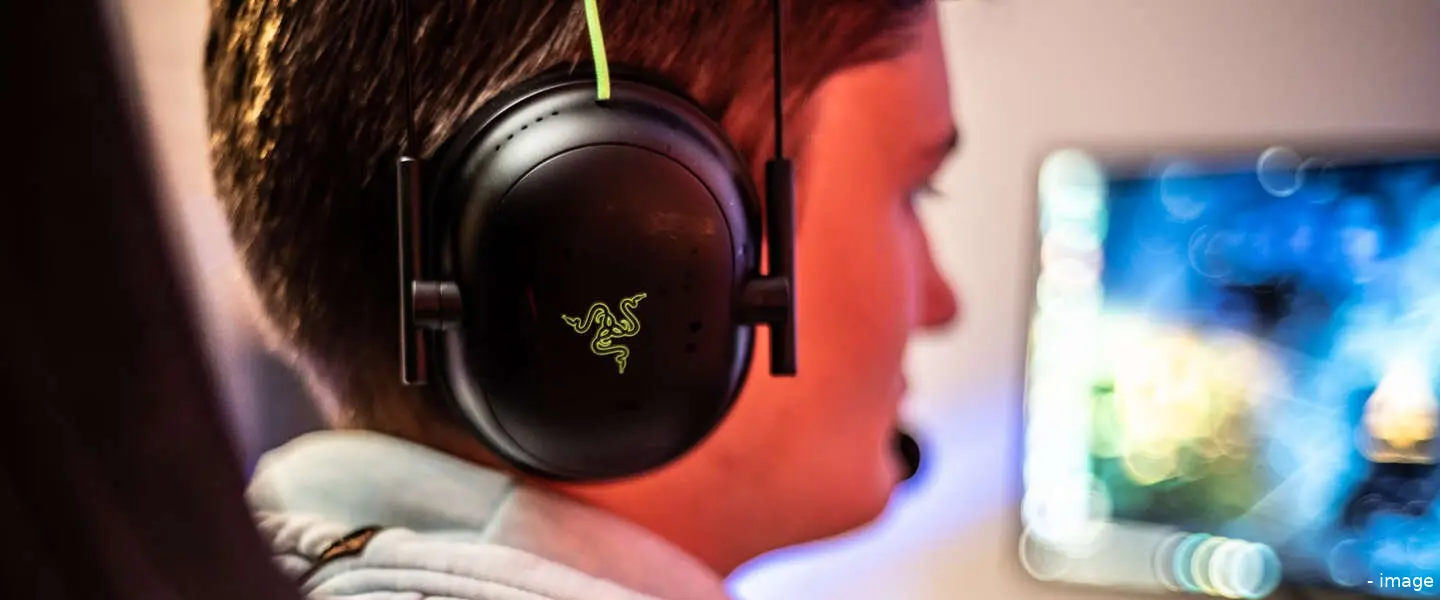 gaming headset 1