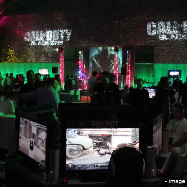 hands on multiplayer call of duty black