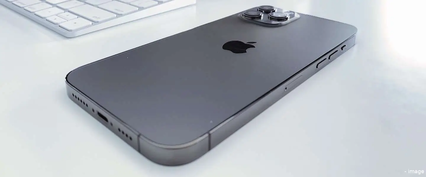 iphone12 header 3