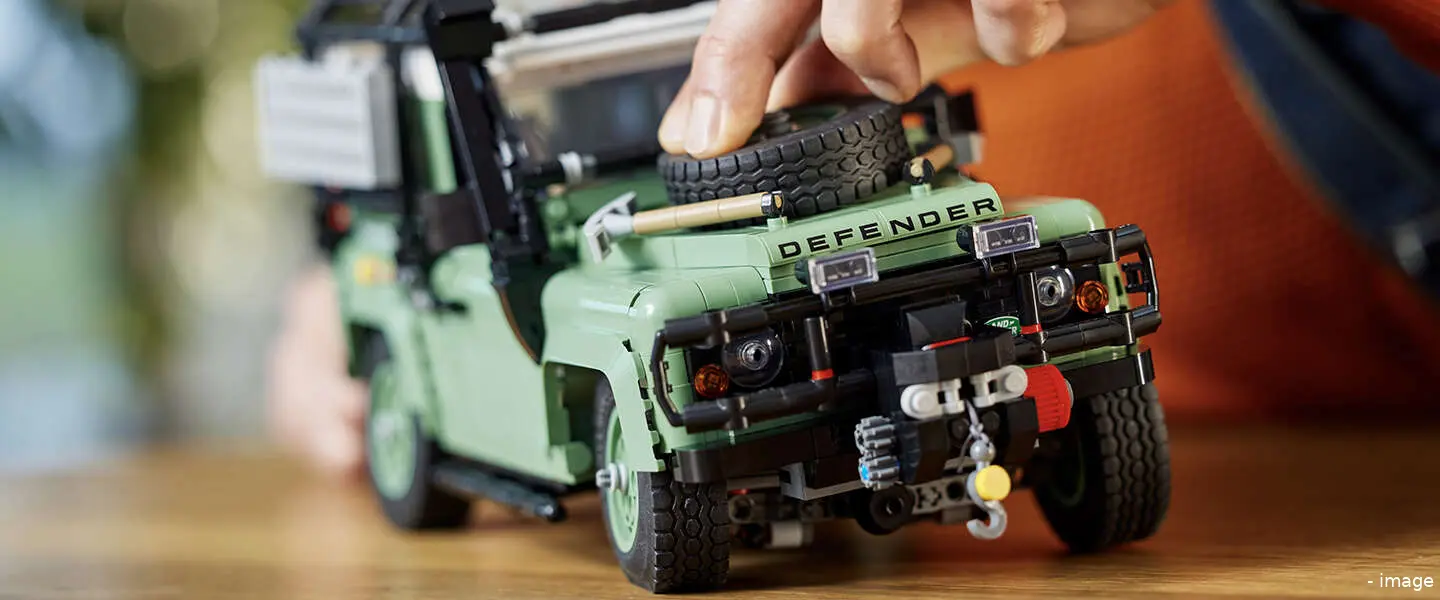 lego defender