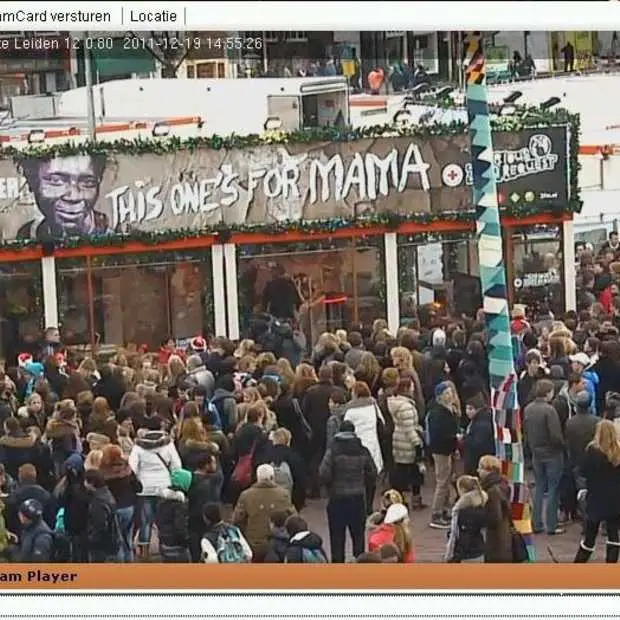 live beelden van het glazen huis en omge