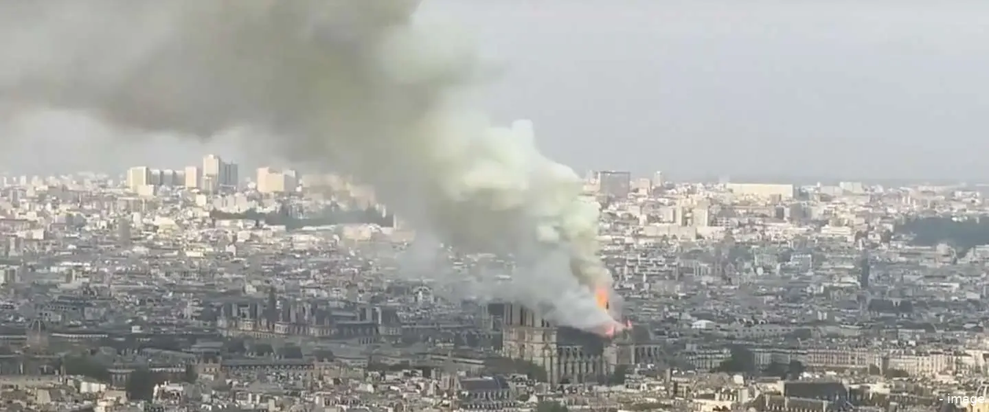 nepnieuws notre dame brand youtube