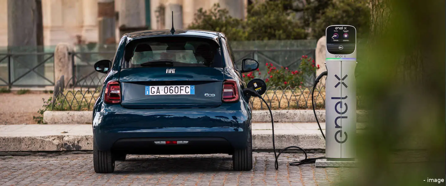 new 500 la prima hatchback