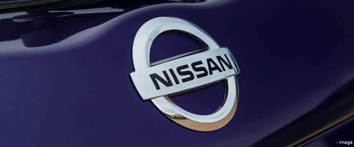 nissan logo