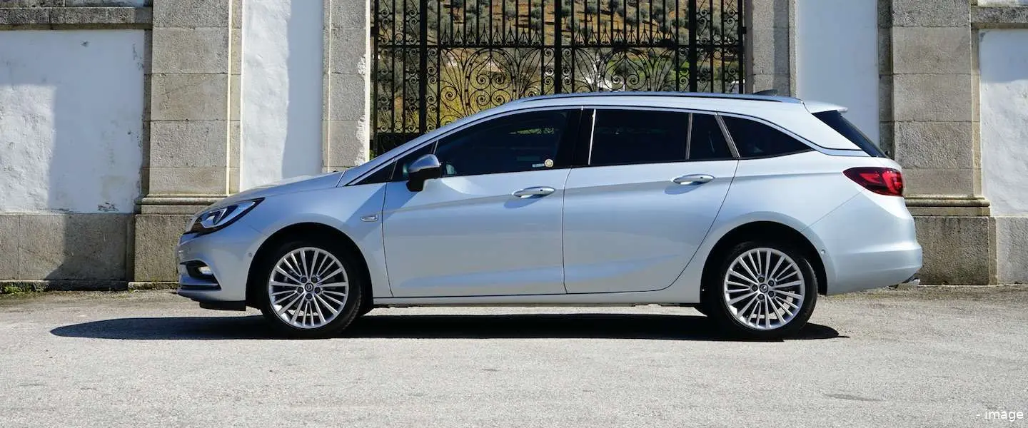 opel astra tourer