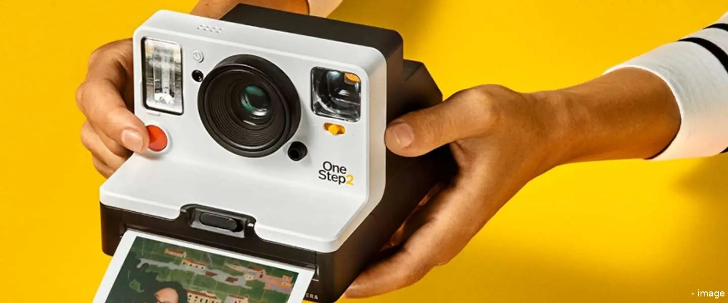 polaroid onestep 2 camera