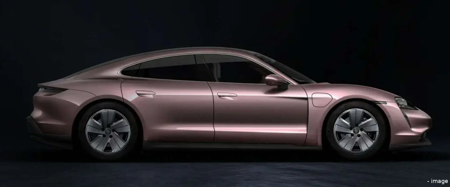 porsche taycan 1
