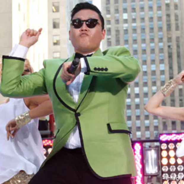 psy gangnam style is met 805 miljoen vie