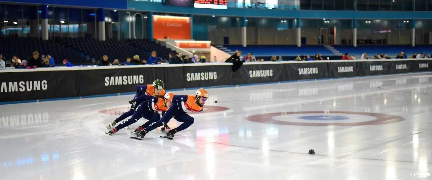 samsung smartsuit shorttrackers