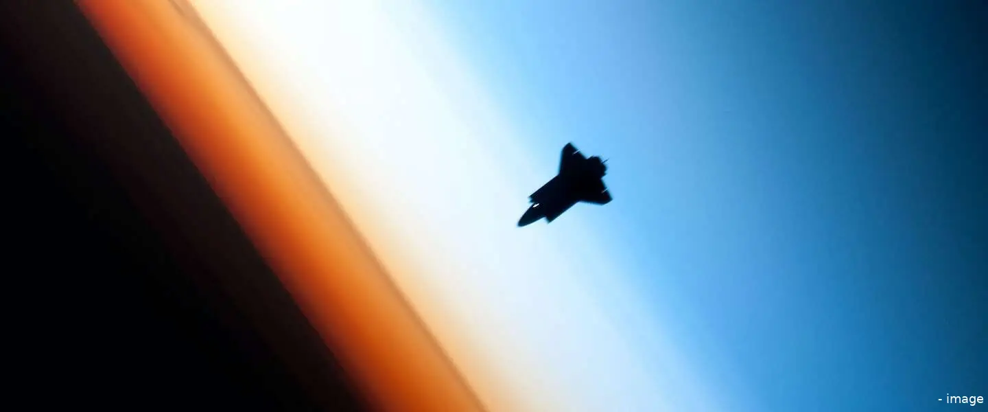 space shuttle header