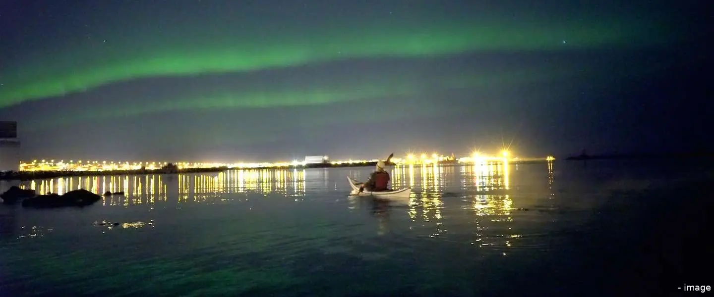 surfen kajakken ijsland