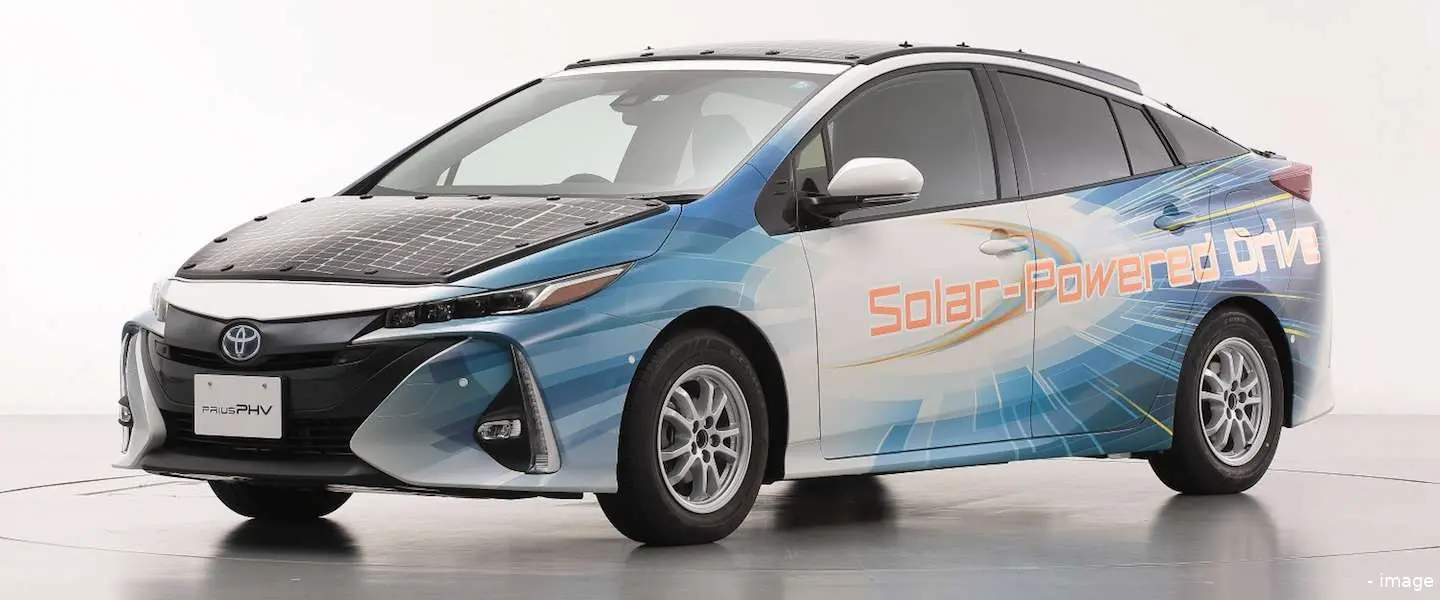 toyota prius zonne energie test