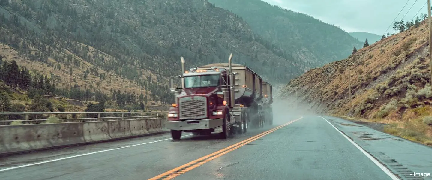 us vrachtwagen header