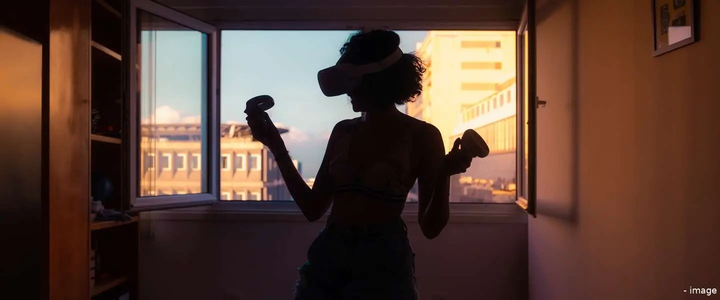 vr header a 1