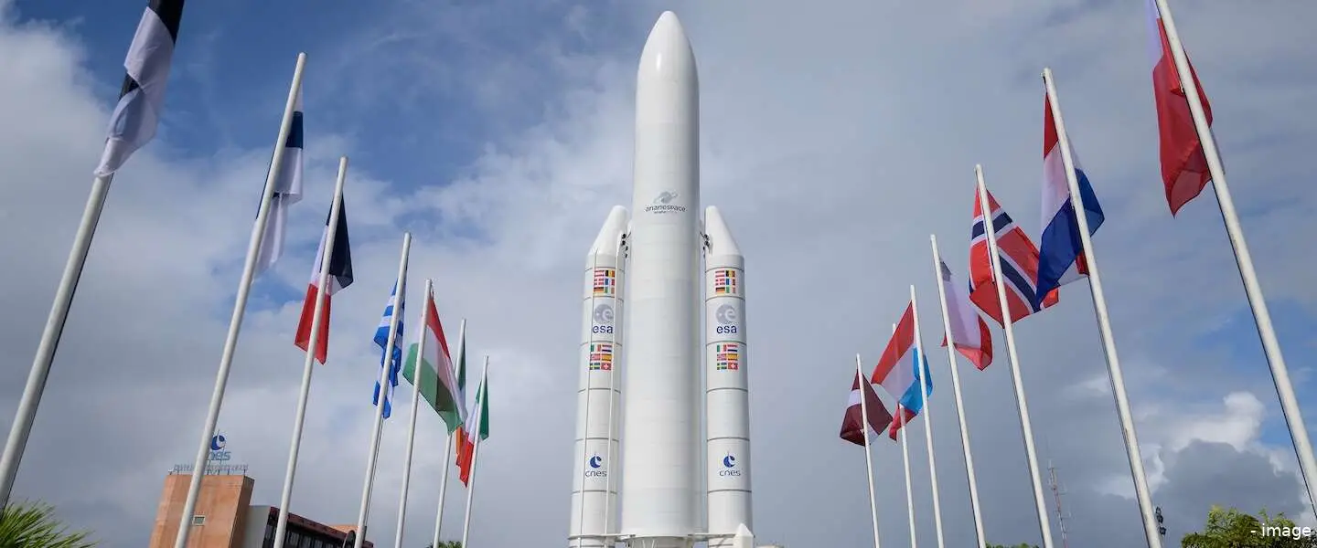 webb ariane5 header