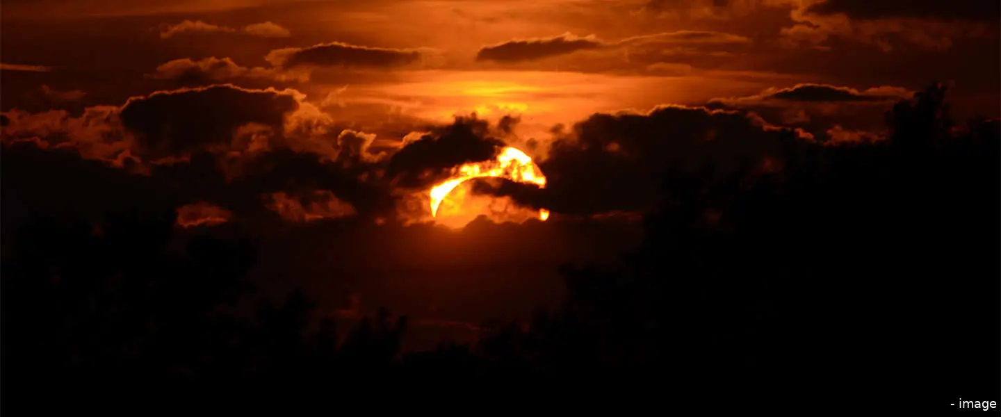 zonsverduistering twitter
