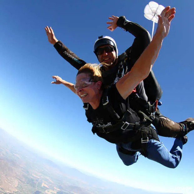 10 online dating trends mobile local soc