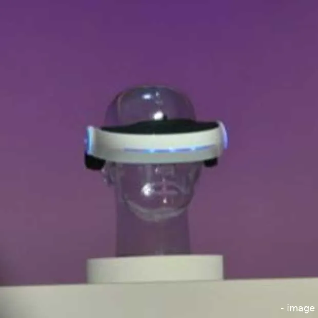 3d headset concept van sony eenzame imme