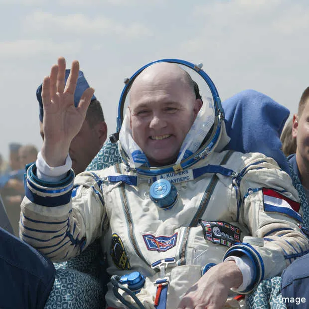 andre kuipers de missie geeft je een kij