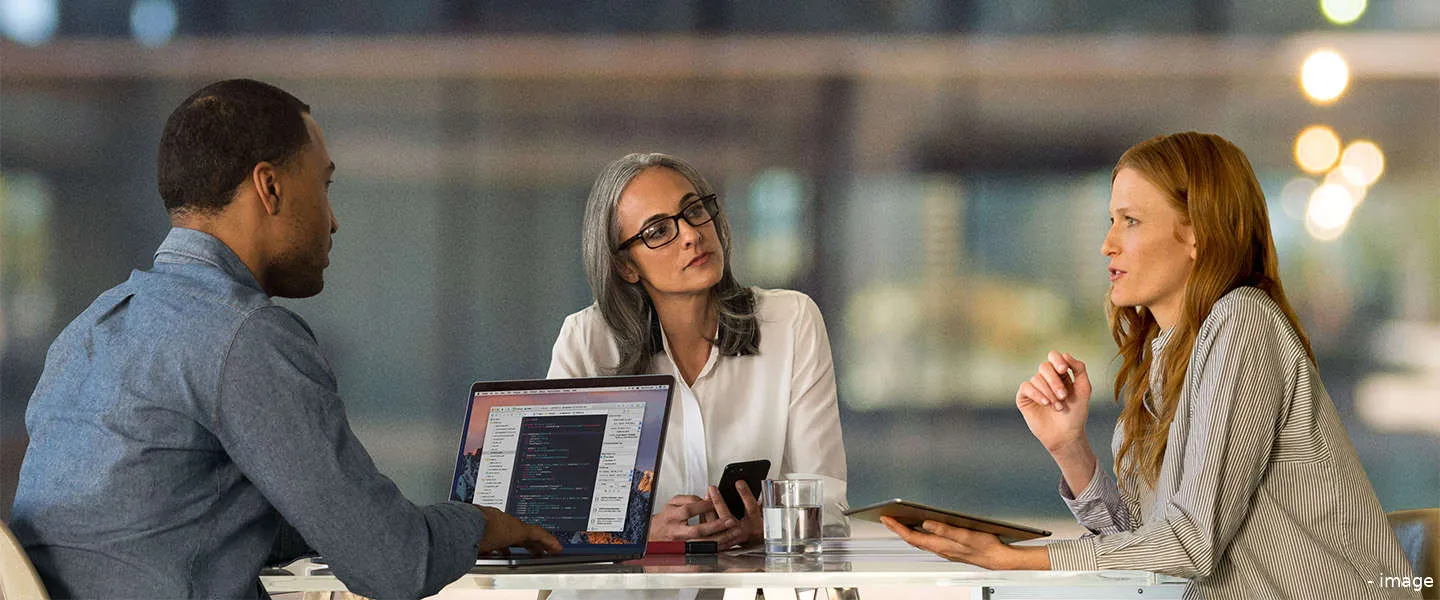 apple accenture samenwerken