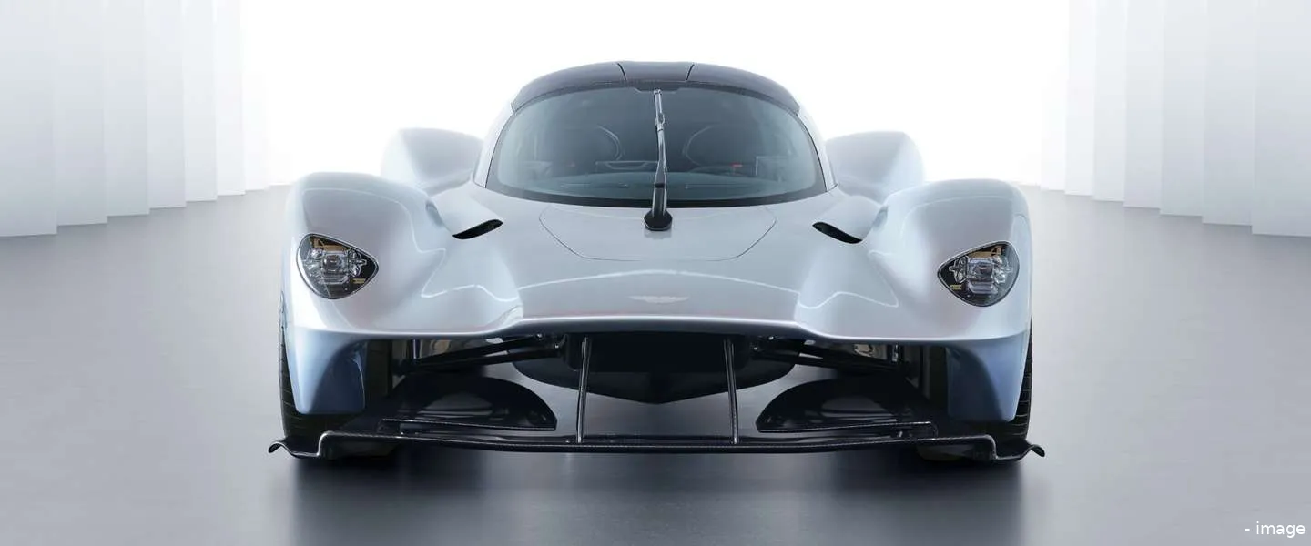 aston martin valkyrie