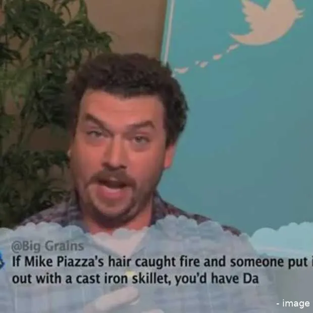 beroemdheden lezen gemene tweets voor