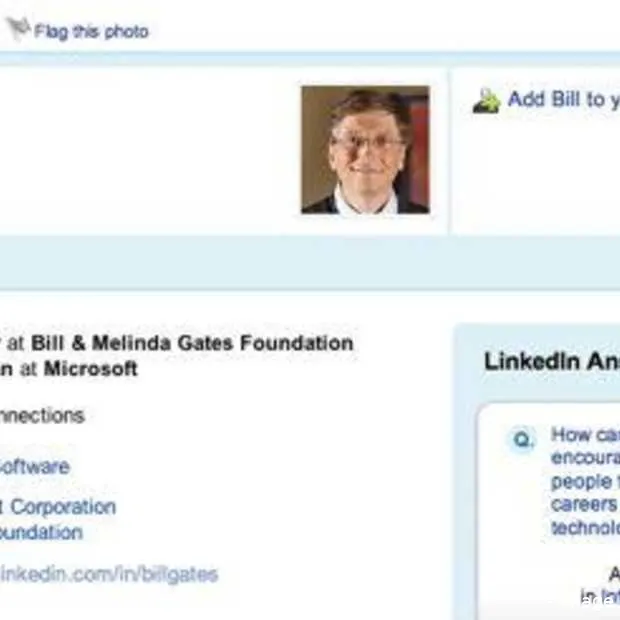 bill gates meldt zich op linkedin