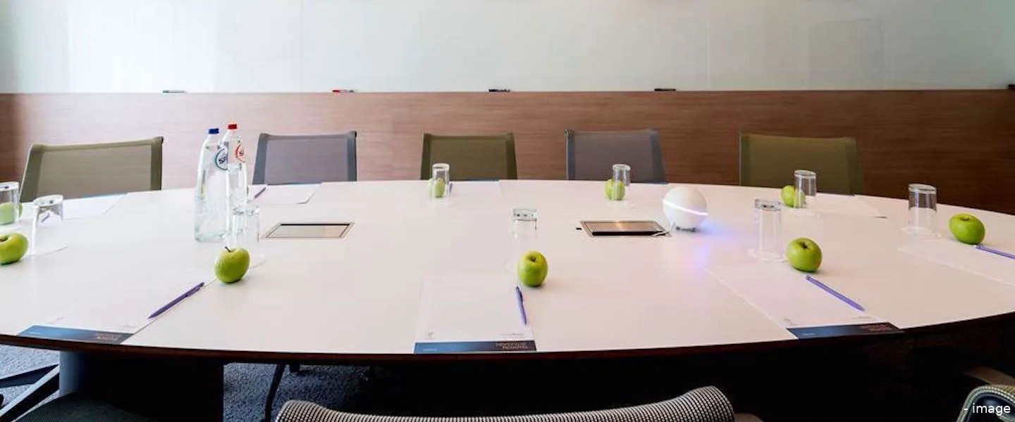 boardroom novotel