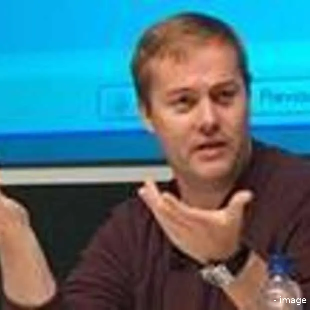 calacanis niet bloggen maar mailen