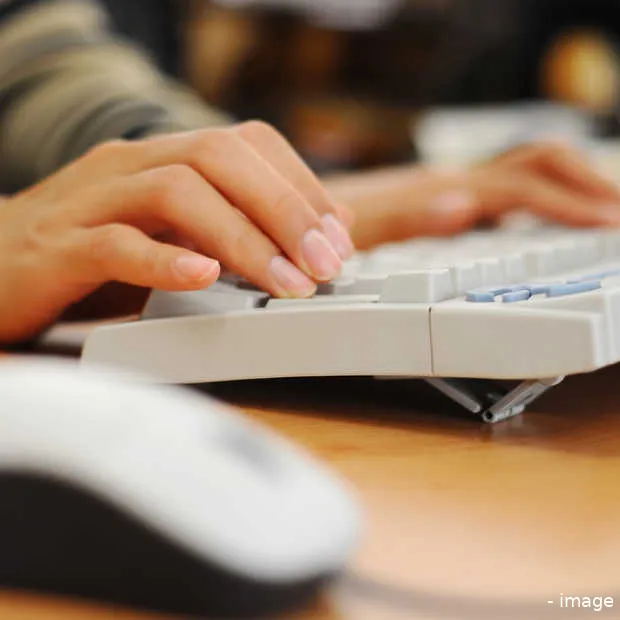 de slechtste service awards 2014 postcod