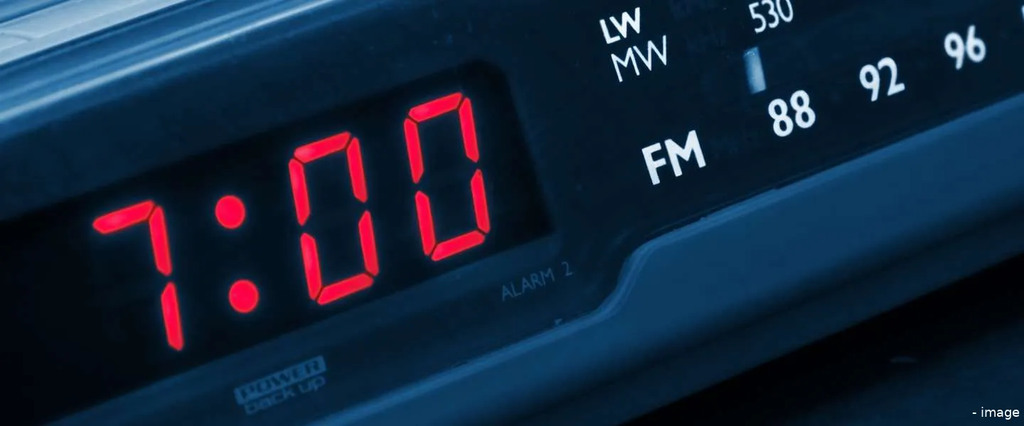 digitale klok loopt achter