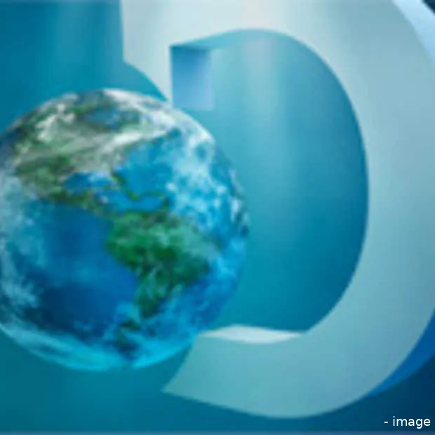 discovery channel a merk met d logo