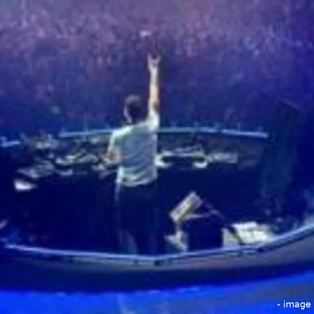 dj hero betrekt dj tiesto