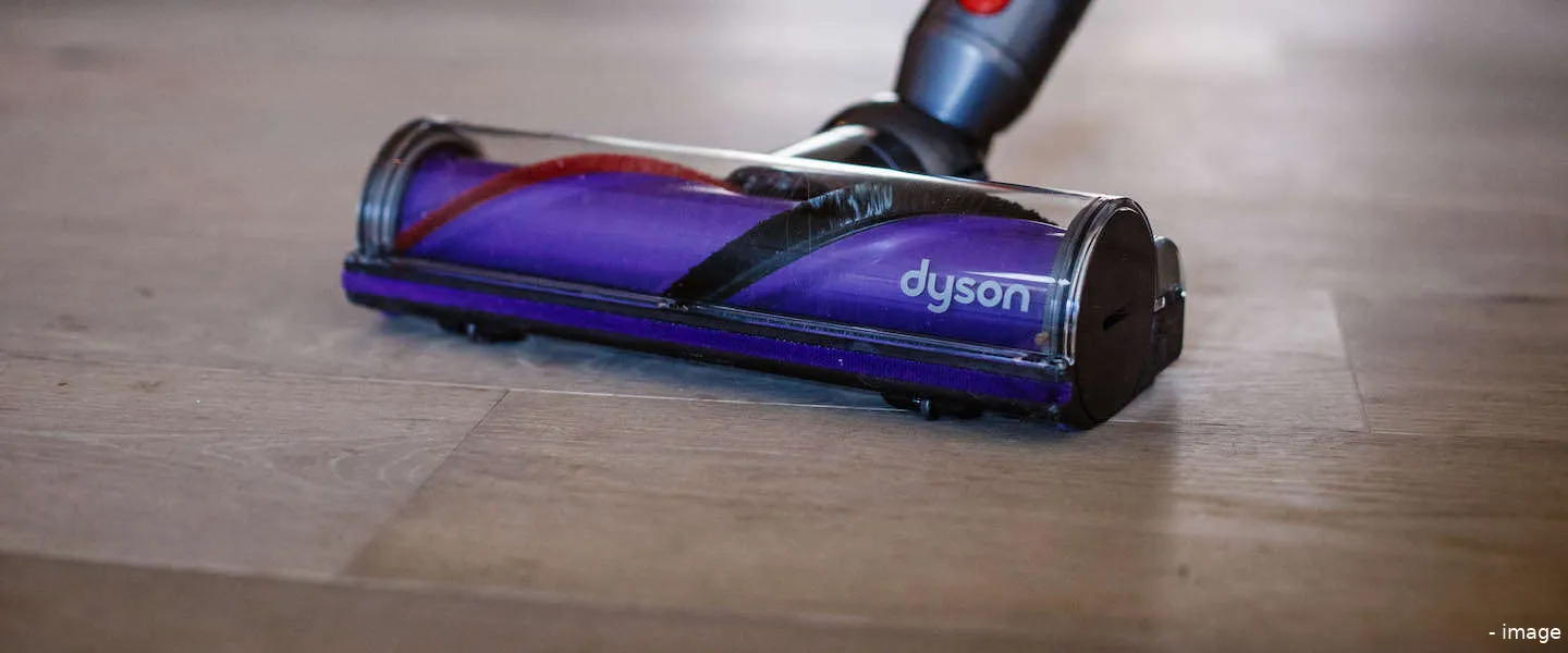 dyson cycloon v10