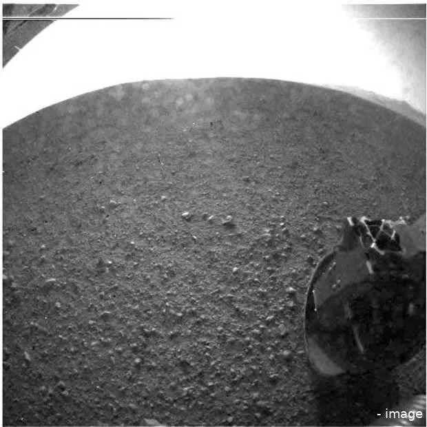 eerste hd beelden van curiosity op mars