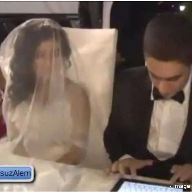 elkaar het ja woord geven via twitter