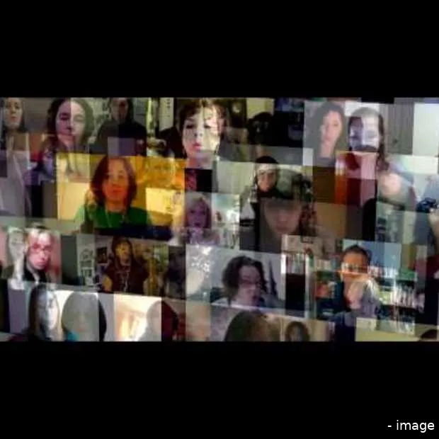 eric whitacre s virtual choir lux aurumq