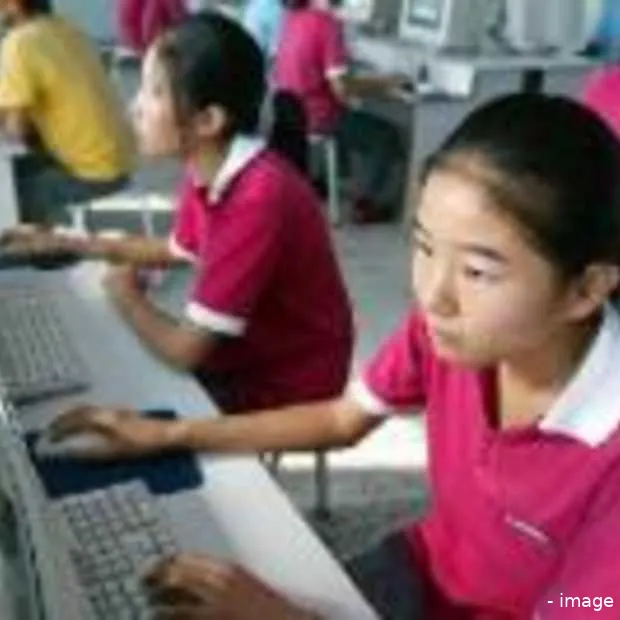 evenveel internetgebruikers in china en