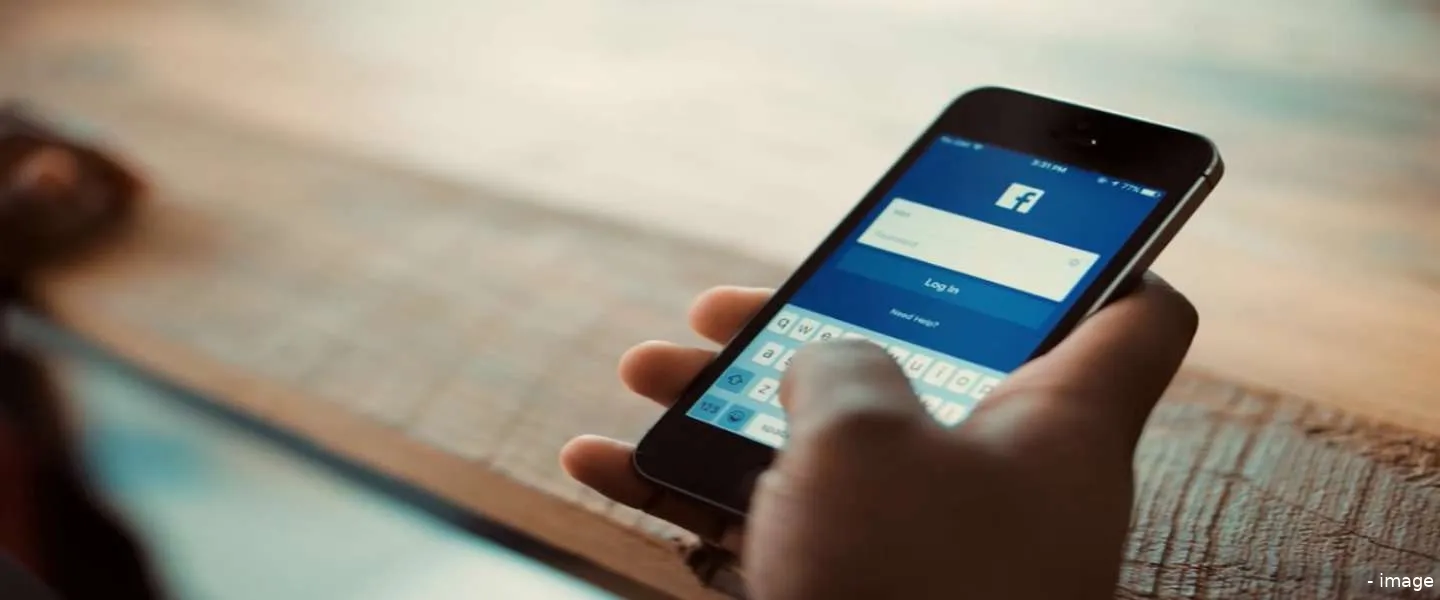 facebook automatic text