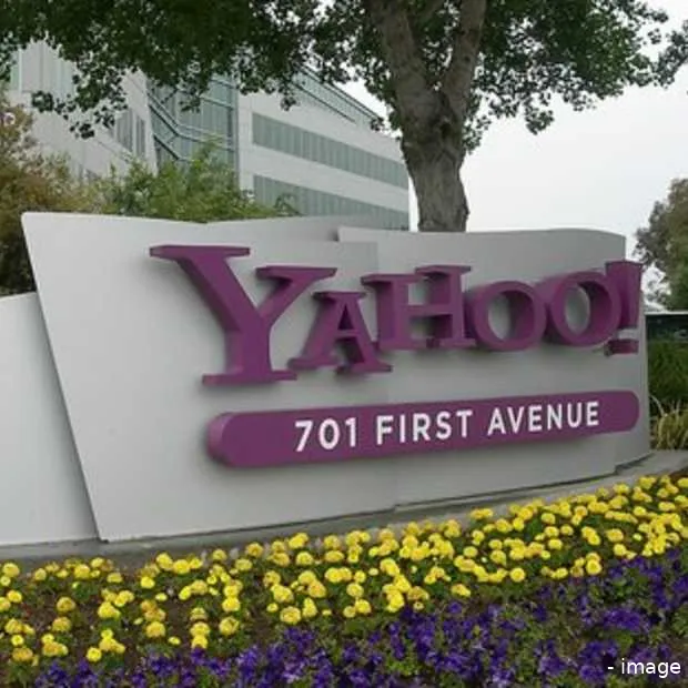 facebook door yahoo gewaarschuwd voor pa