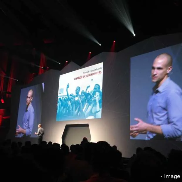 facebook twitter instagram the cigarette