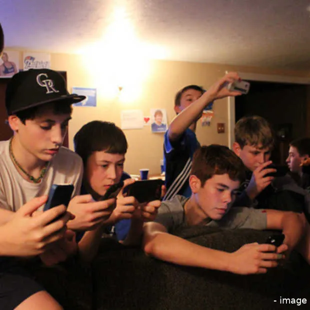 facebook verliest jongeren aan mobiele c