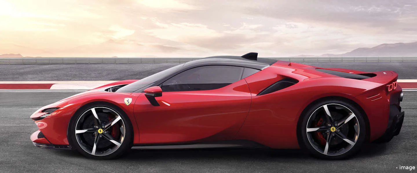 ferrari sf90 stradale 10