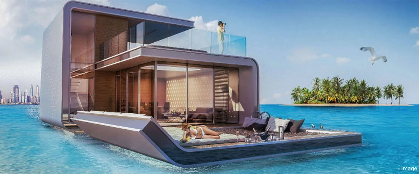 floating seahorse dubai