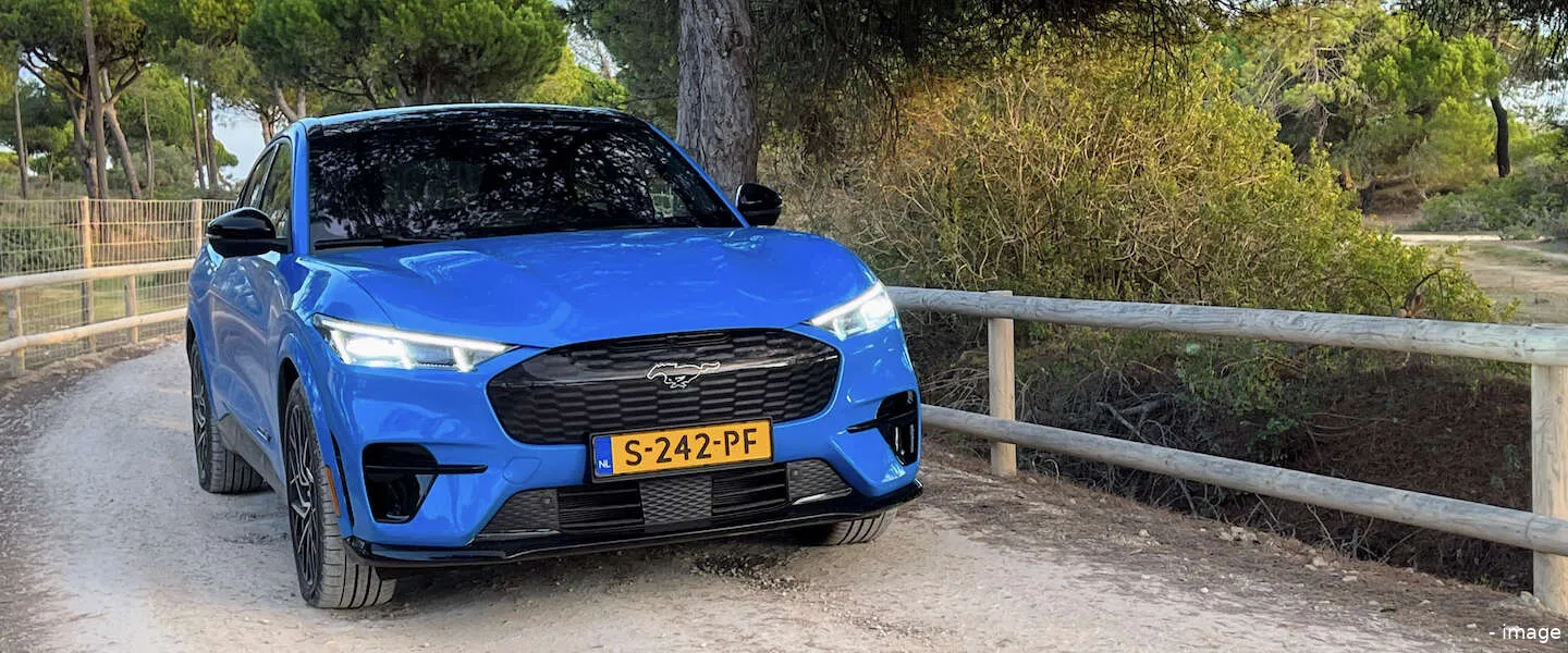 ford mustang mach e gt