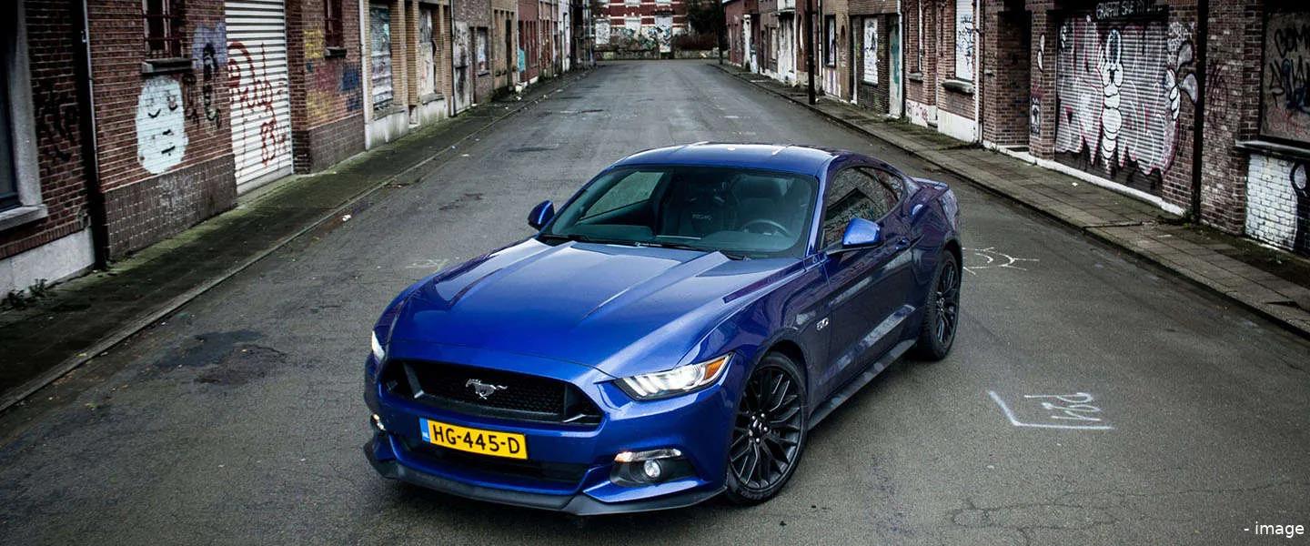 ford mustang sportcoupe